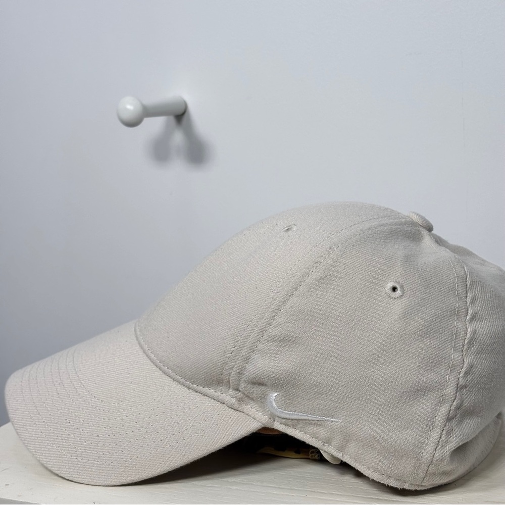 Nike Legacy 91 Dri-Fit Size L/Xl Natural Beige Golf Hat Cap